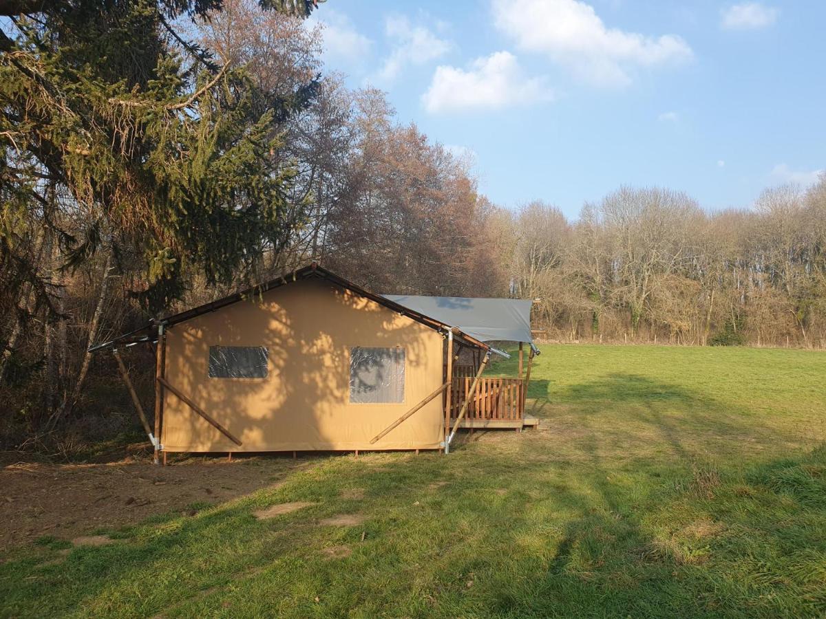 Luxury Safari Tents At Moulin Du Pommier Glamping & Camping Saulgond Exterior photo