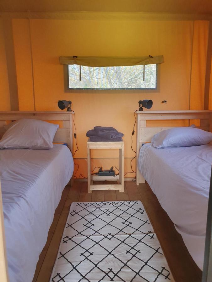 Luxury Safari Tents At Moulin Du Pommier Glamping & Camping Saulgond Exterior photo