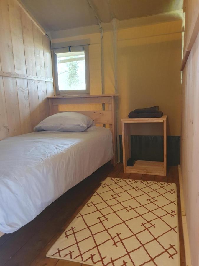 Luxury Safari Tents At Moulin Du Pommier Glamping & Camping Saulgond Exterior photo
