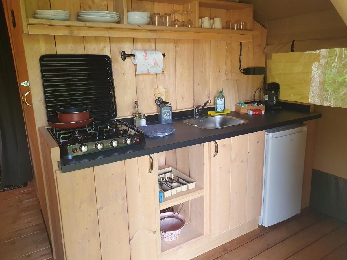 Luxury Safari Tents At Moulin Du Pommier Glamping & Camping Saulgond Exterior photo